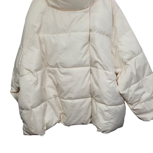 Old Navy Pale Yellow Women's Crop Puffer Jacket Size 3X NWT 91825-1Clo3 - Picture 7 of 7